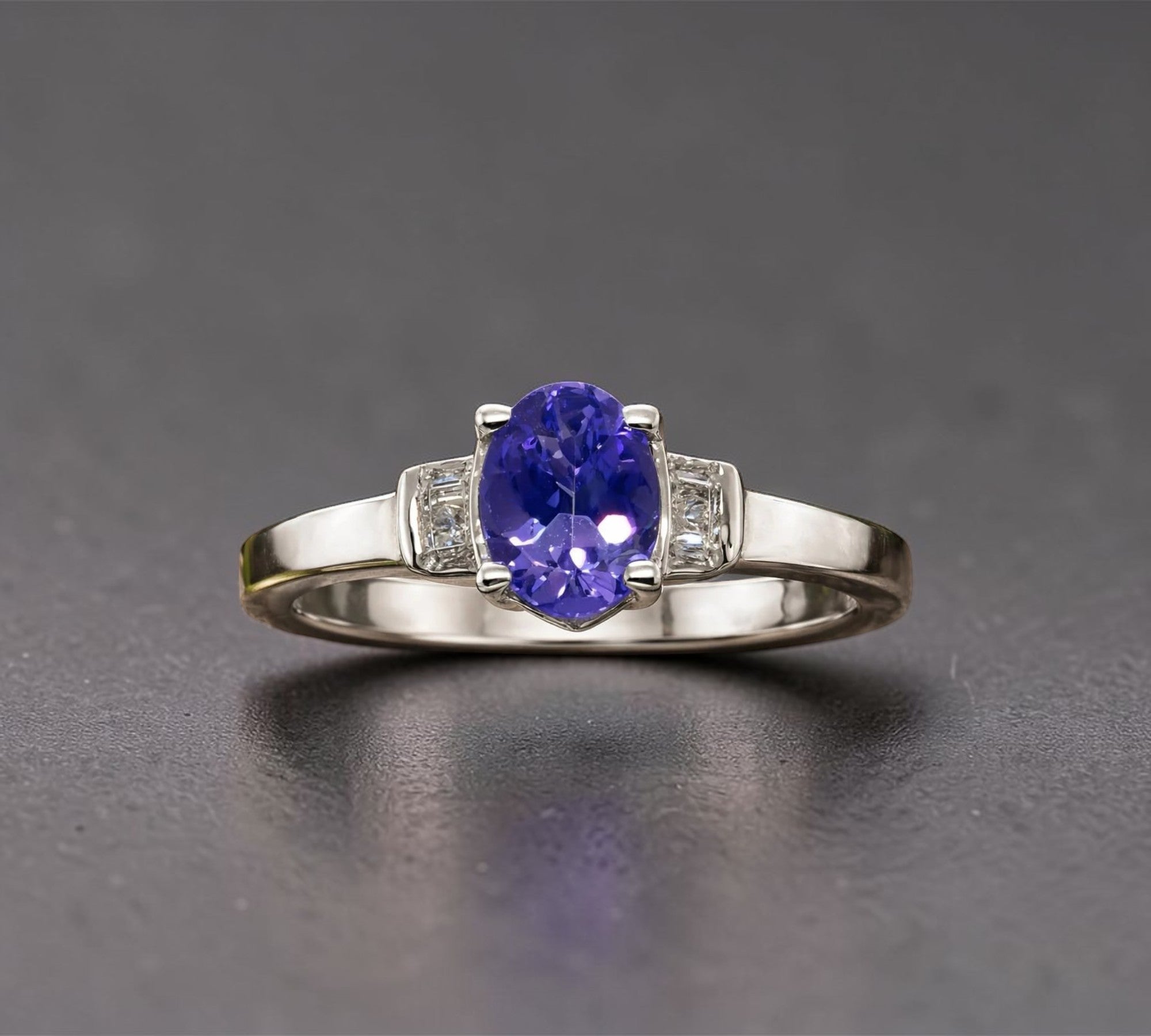 5007 Tanzanite and Diamond Ring