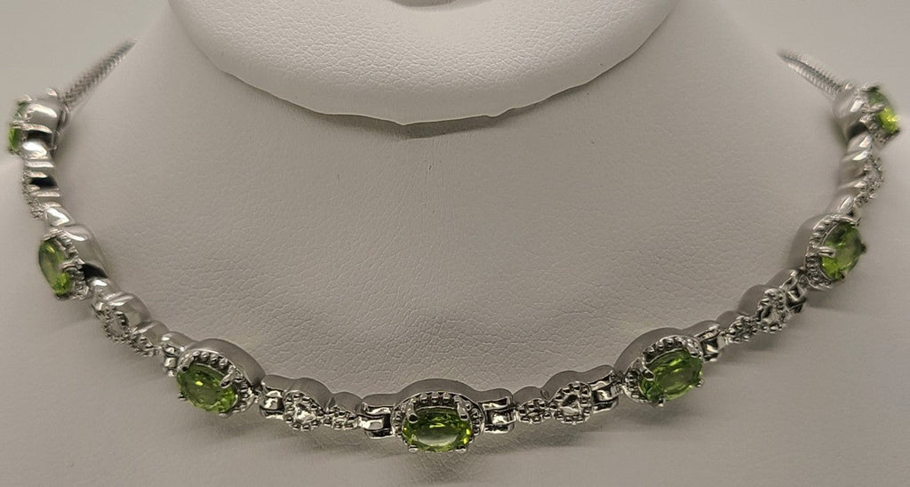 5036 Peridot Bolo Bracelet
