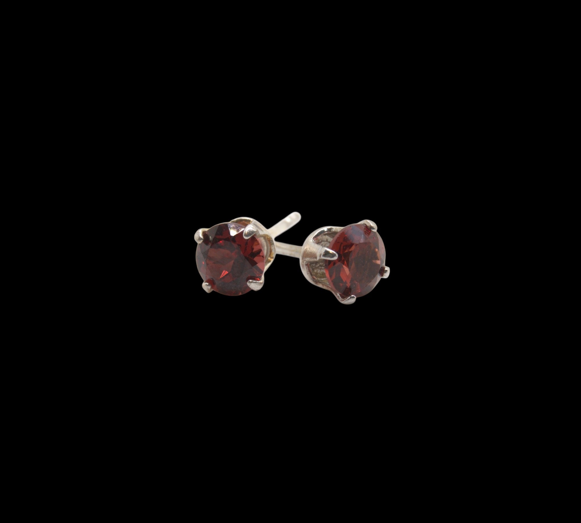 5048 Red Garnet Stud Earrings