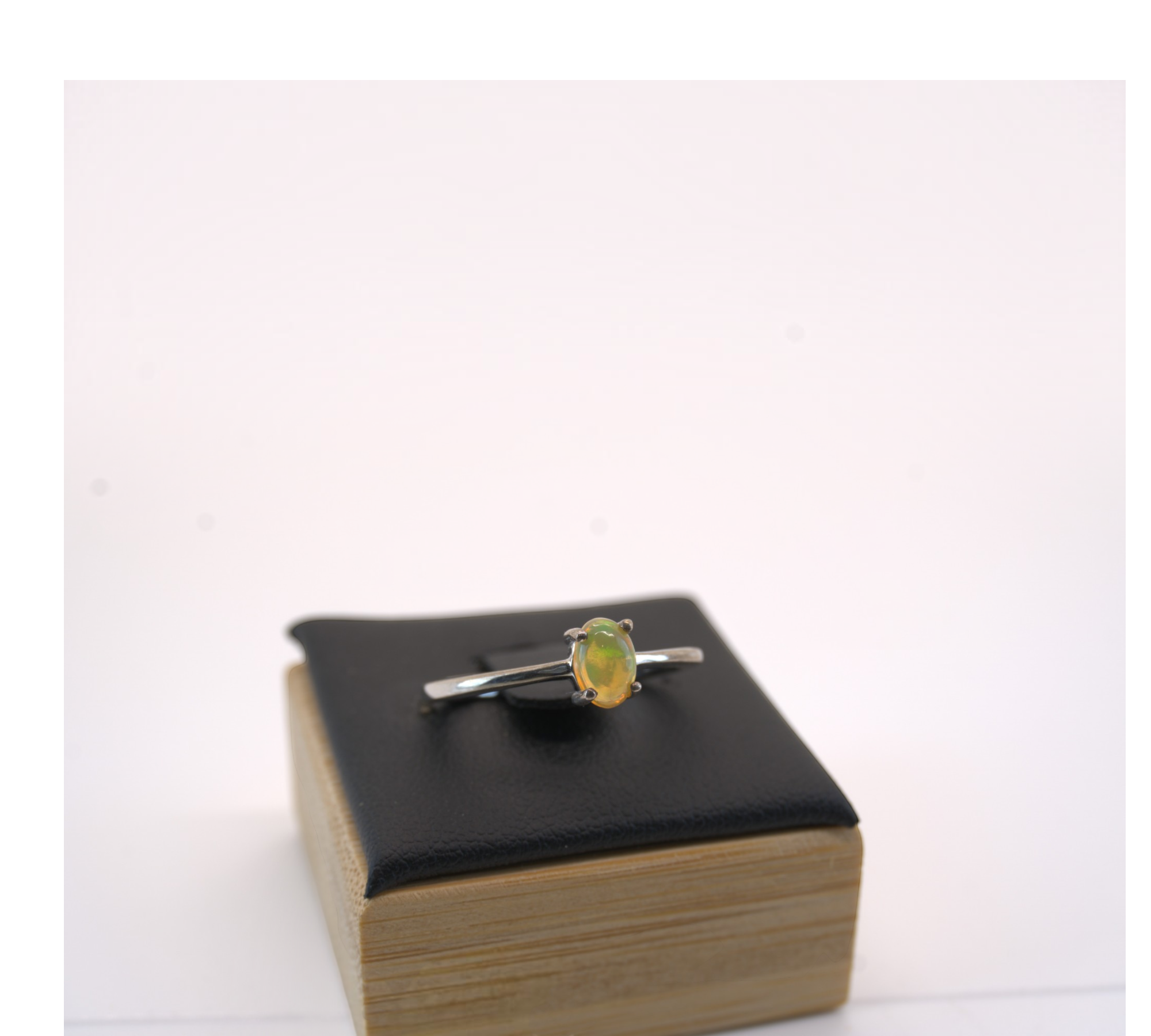 5057 Welo Opal Ring