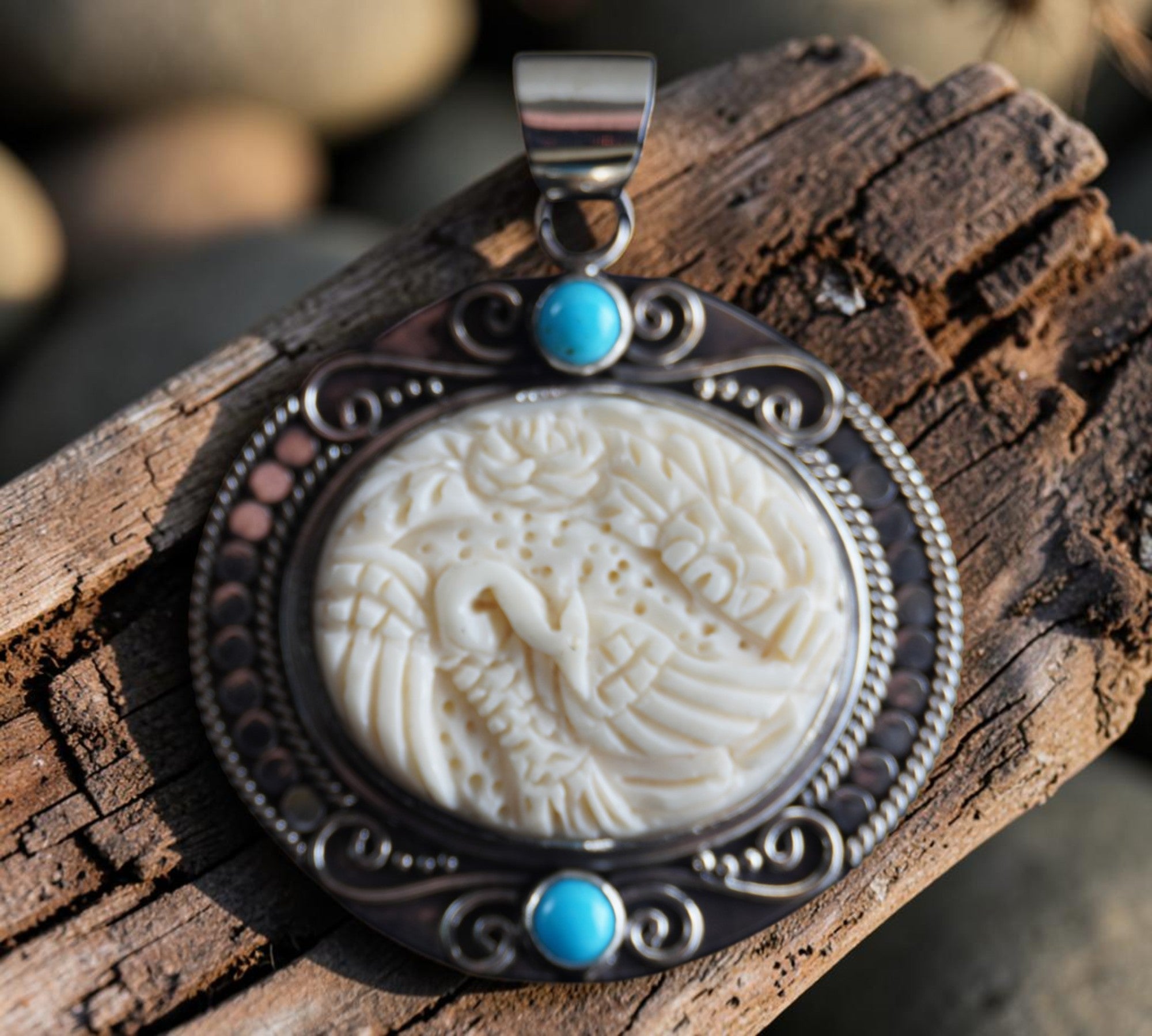 5079 Carved Bone Pendant